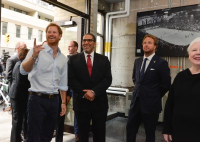 Le prince Harry arrive au Mattamy Athletic Centre de l’Université Ryerson.